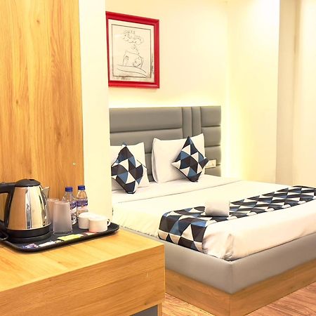 Hotel White Ridge Premium Hyderabad Esterno foto