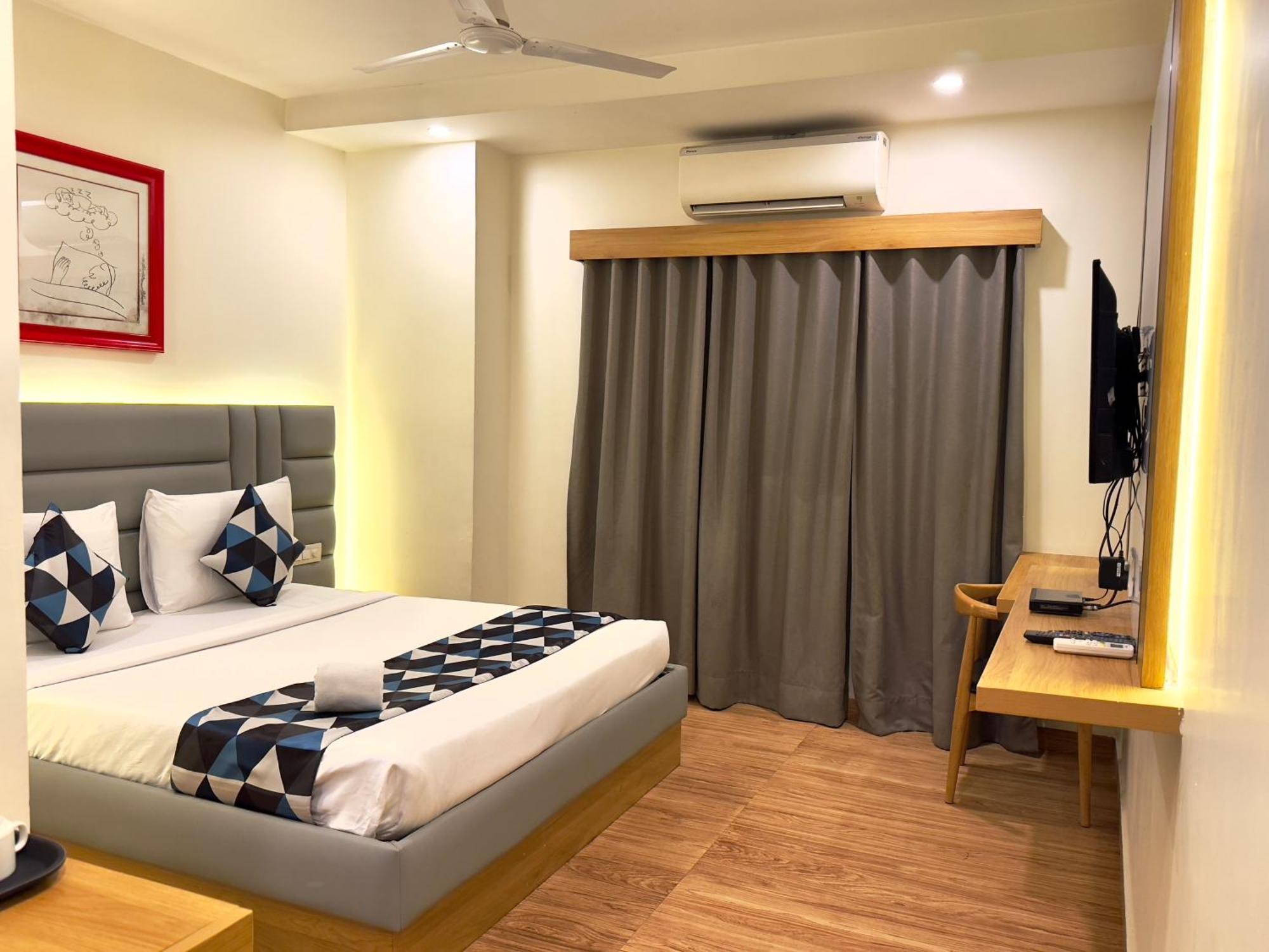 Hotel White Ridge Premium Hyderabad Esterno foto