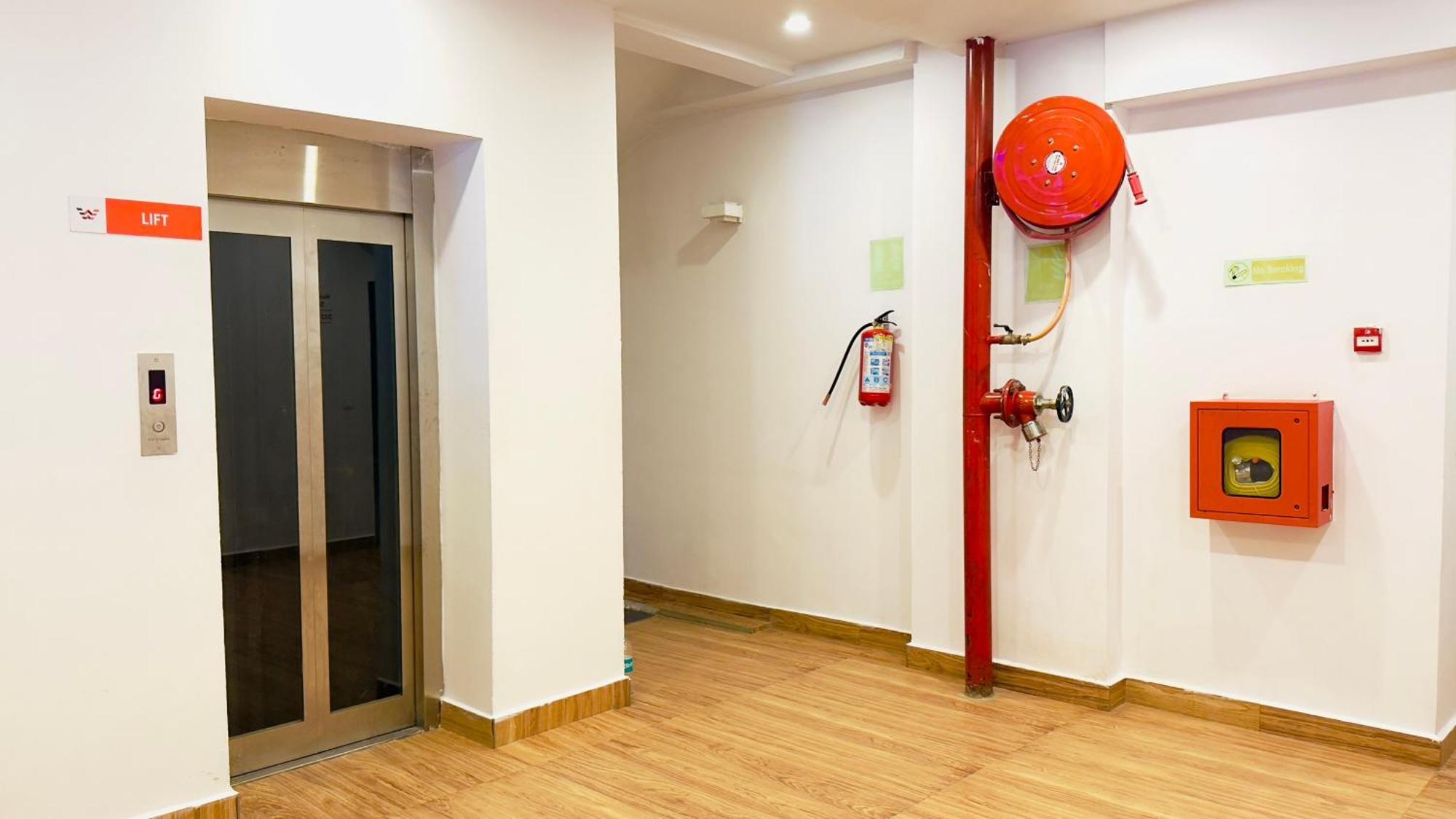 Hotel White Ridge Premium Hyderabad Esterno foto